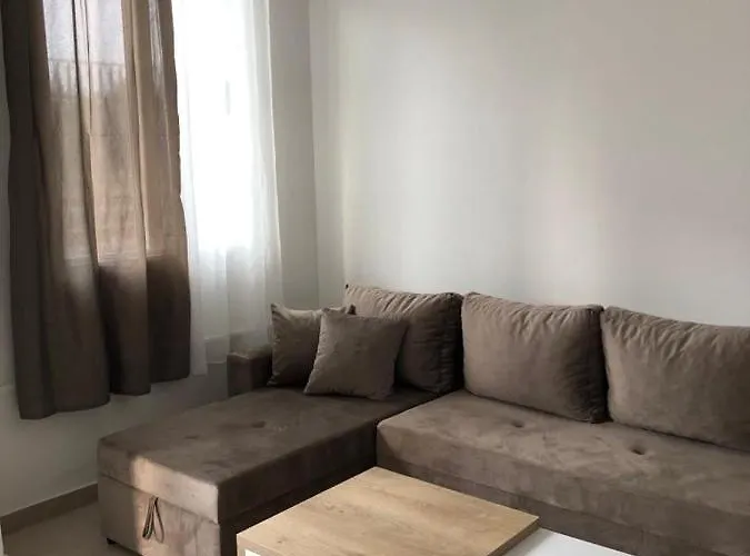 Seasidegolem Tatil Evi Golem (Tirana)